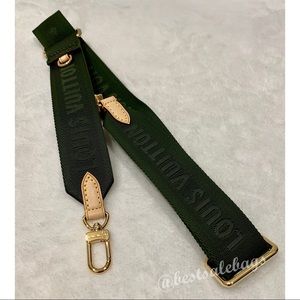 New Auth Louis Vuitton Multi Pochette Kaki Strap